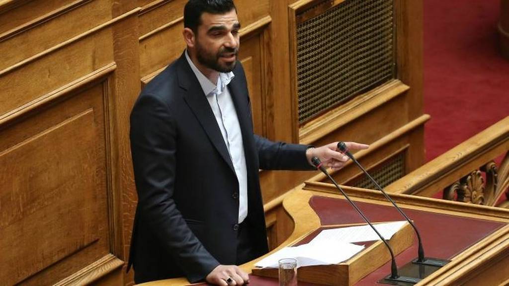 Πέντε συλλήψεις για τον ξυλοδαρμό του βουλευτή Πέτρου Κωνσταντινέα