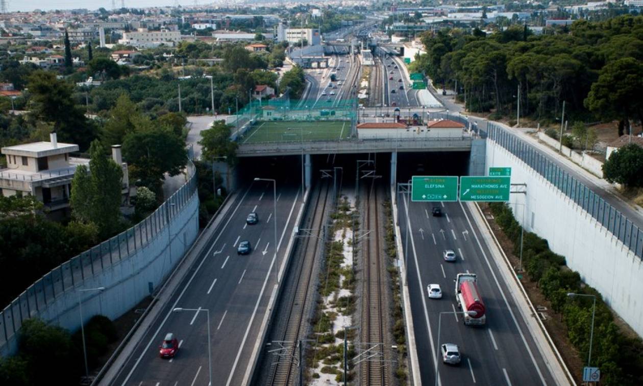 Θανατηφόρο τροχαίο στην Αττική Οδό