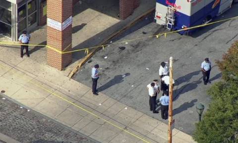 Συναγερμός στις ΗΠΑ: Ένοπλος άνοιξε πυρ σε εμπορικό κέντρο στη Φιλαδέλφεια – Πέντε τραυματίες (Vid)