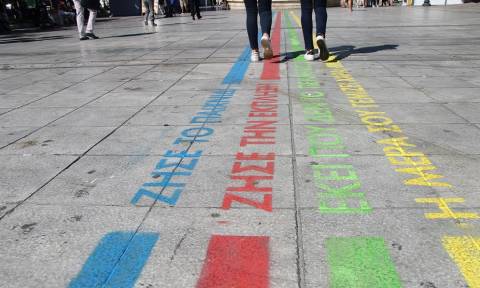 Ο ΟΠΑΠ «ξαναχτυπά» με χρώμα και εκπλήξεις στο κέντρο της Αθήνας