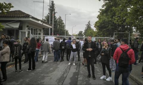 Κλειστά σχολεία στη Μεθώνη – Καταλήψεις σε τρία Λύκεια στη Λάρισα