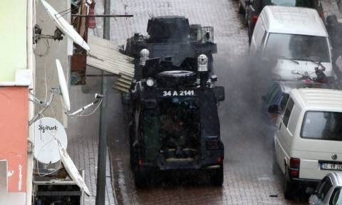 Συναγερμός στην Τουρκία: Oμηρία σε εμπορικό κέντρο στο Γκαζιαντέπ