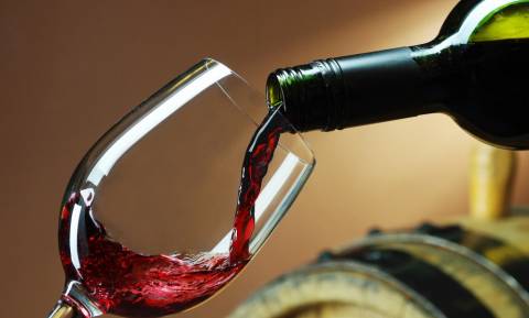 Κανονικά στις 25 Οκτωβρίου η καταβολή του Ειδικού Φόρου Κατανάλωσης στο κρασί