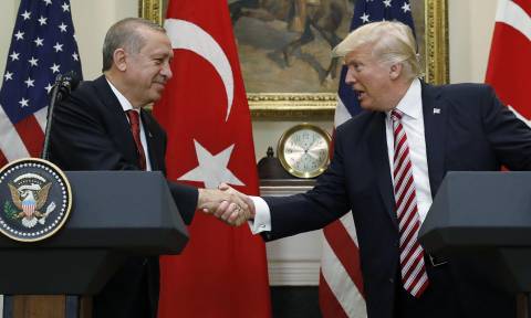 ΗΠΑ και Τουρκία απέσυραν ταυτόχρονα τις κυρώσεις λόγω Μπράνσον