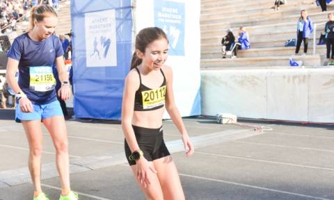 Μαραθώνιος 2018: Αυτή είναι η 13χρονη που «έλαμψε» στα 10 χλμ (pics)