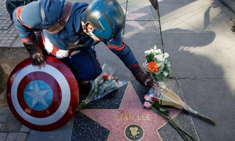 Stan Lee: Όταν ο Captain America δάκρυσε για το δημιουργό του (pics)