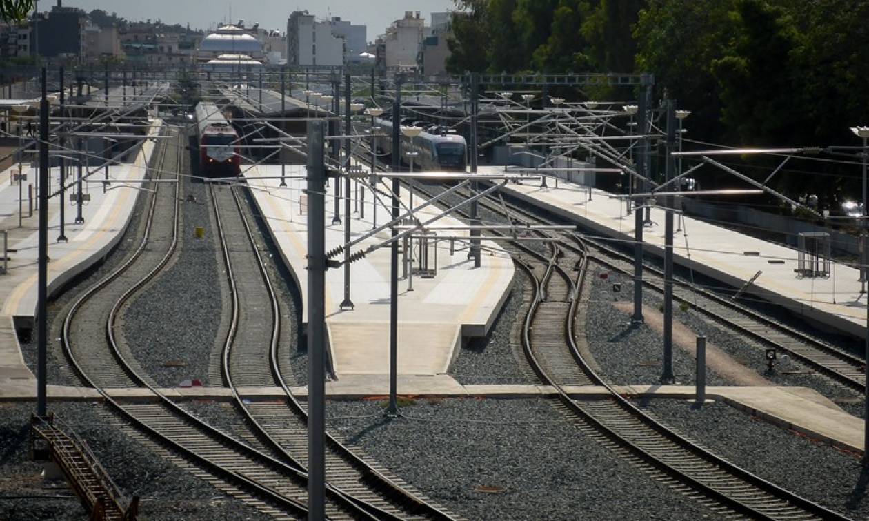 Εκτροχιάστηκε τρένο που εκτελούσε το δρομολόγιο Λιανοκλάδι – Αθήνα