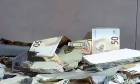 Ηλιούπολη: Ανατίναξαν ATM και «γκρέμισαν» το κατάστημα - Γέμισε ο δρόμος χαρτονομίσματα! (pics)