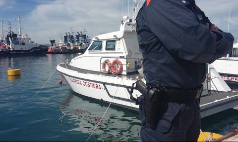 Σικελία: Στο λιμάνι του Ποτσάλο έφτασαν οι 236 μετανάστες που επέβαιναν σε αλιευτικό