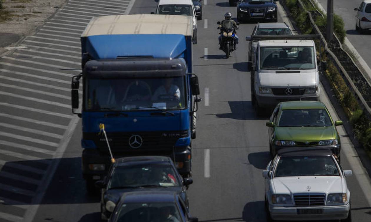 Αυτοί είναι οι ληστές των φορτηγών με τα ακριβά εμπορεύματα - Πάνω από 1 εκατ. ευρώ η λεία τους