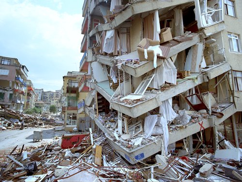 Βιβλική καταστροφή»: Εφιαλτική πρόβλεψη για σεισμό – μαμούθ που θα  γκρεμίσει την Αγιά Σοφιά (Pics) - Newsbomb - Ειδησεις - News