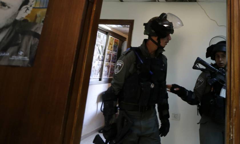 Ραγδαίες εξελίξεις: Επιδρομή του ισραηλινού στρατού στο παλαιστινιακό πρακτορείο ειδήσεων (Pics+Vid)