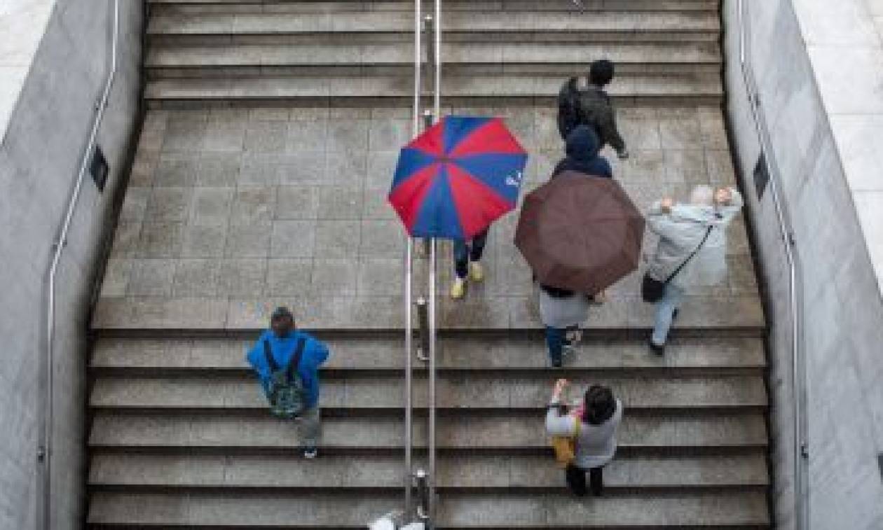 ΜΜΜ: Πώς θα κινηθούν λεωφορεία, τρόλεϊ, τρένο και Mετρό μέχρι και τα Φώτα