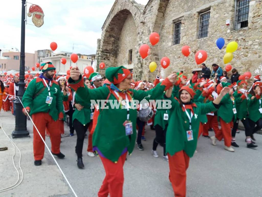 Santa Run: Με Άγιους Βασίληδες «πλημμύρισαν» οι δρόμοι των Χανίων (pics)