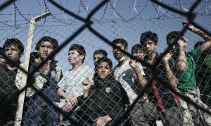 Χιλιάδες μετανάστες εγκαταλείπουν την Ελλάδα