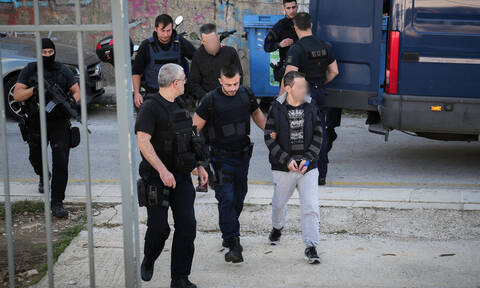 Υπόθεση Ζαφειρόπουλου: Τι κρύβεται πίσω από τη δολοφονία του Αλβανού κρατουμένου;