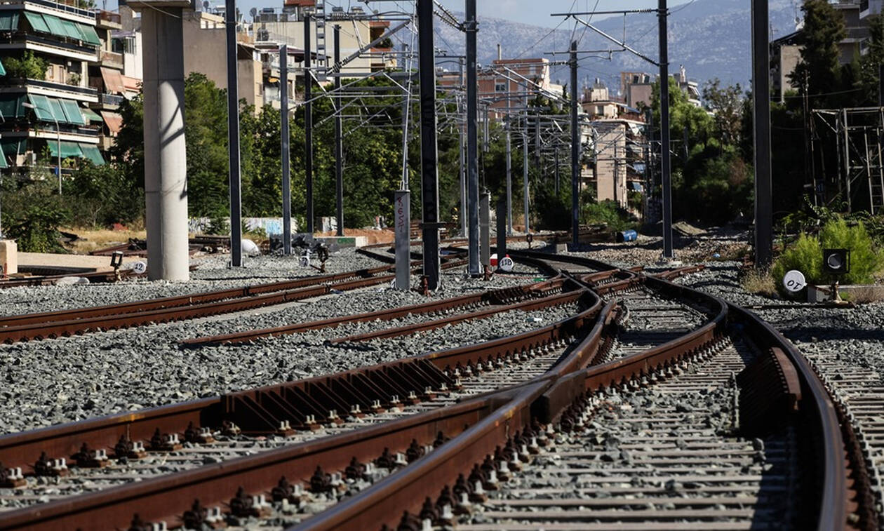 Αναστάτωση: Φωτιά εν κινήσει σε τρένο προς Αθήνα (pics)