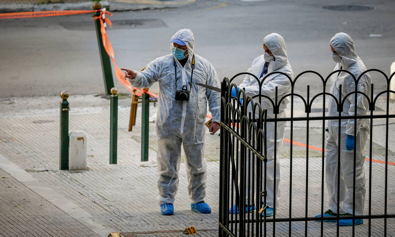 Συναγερμός για βόμβα σε εμπορικό κέντρο στην Πειραιώς