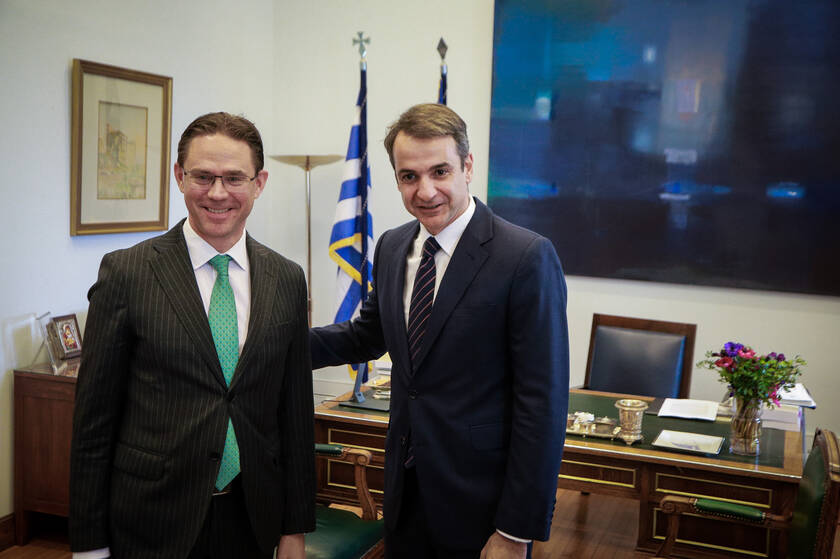 Μητσοτάκης - Κατάινεν συζήτησαν για τις ελληνικές επενδύσεις