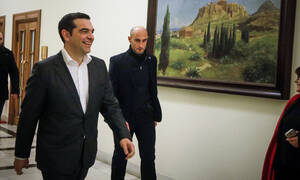 Ασκήσεις ισορροπίας για τον ΣΥΡΙΖΑ λόγω της χαμένης πλειοψηφίας 