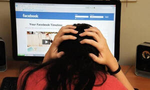 «Χάος» στα social media: Έπεσε το Facebook και επικράτησε ΠΑΝΙΚΟΣ - Ξέσπασαν οι χρήστες (Pics)