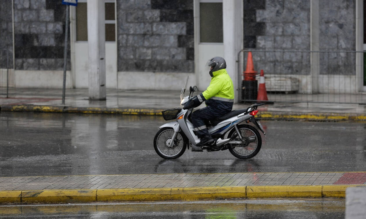 Θεσσαλονίκη: Καταγγελία για νέο περιστατικό επίθεσης σε διανομέα φαγητού από εργοδότη