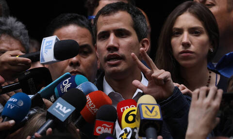 Βενεζουέλα: Ο Γκουαϊδό δεν αποκλείει στρατιωτική επέμβαση των ΗΠΑ, εάν είναι απαραίτητη