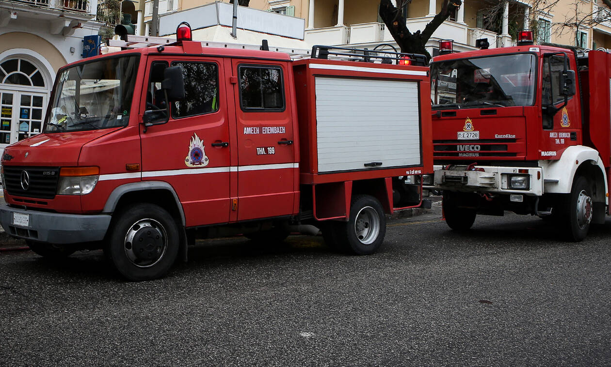 Γκαζάκια στα γραφεία της Χρυσής Αυγής στον Ασπρόπυργο