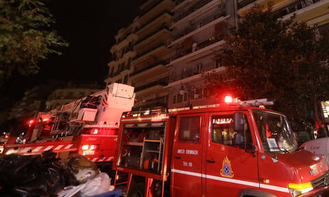 Φωτιά στην Αθήνα: Στις φλόγες διαμέρισμα στην Κυψέλη - Στο νοσοκομείο δύο άτομα