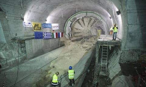 В Афинах в июне откроются новые станции метро