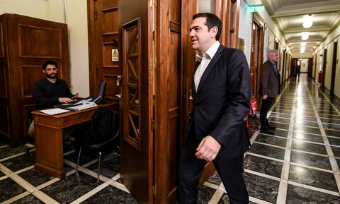 ΣΥΡΙΖΑ: Λίγοι οι «σίγουροι» για το ευρωψηφοδέλτιο, πολλά τα εμπόδια για τον Τσίπρα