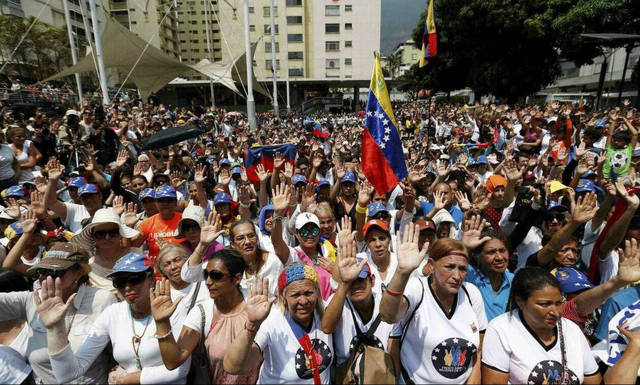Δραματικές εξελίξεις στη Βενεζουέλα: Σε κατάσταση συναγερμού η χώρα