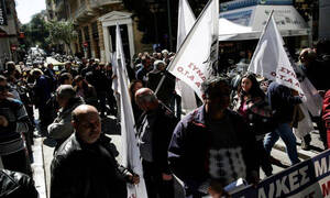 Греческие врачи проводят 24-часовую забастовку