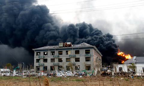 Τραγωδία στην Κίνα: Τουλάχιστον 44 νεκροί από την έκρηξη σε χημικό εργοστάσιο (pics)