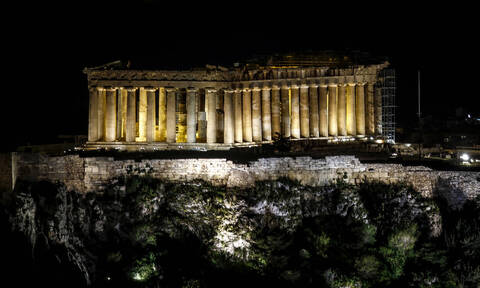 В субботу вечером Акрополь погасит подсветку в рамках акции «Час Земли»