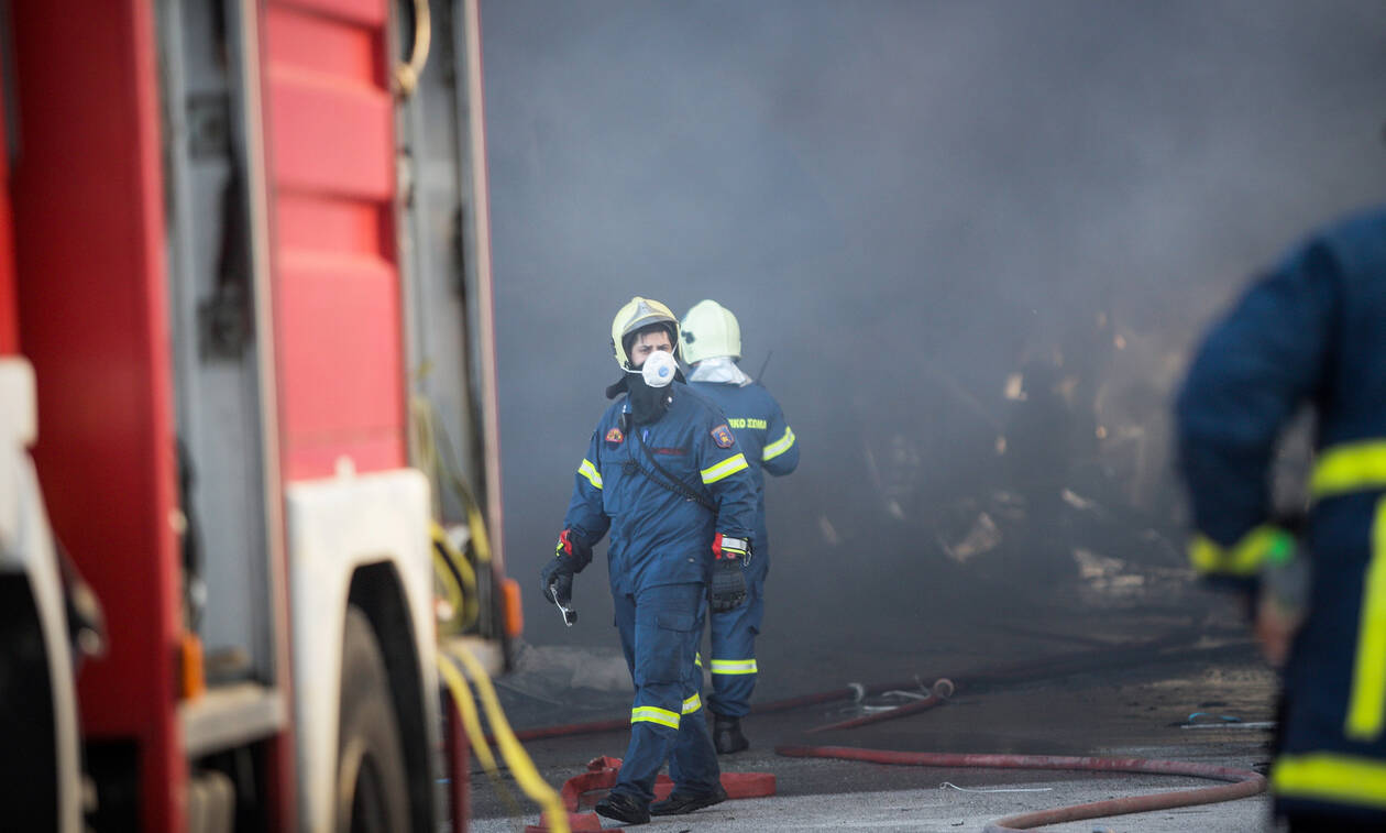 Î£Ï…Î½Î±Î³ÎµÏÎ¼ÏŒÏ‚ Î³Î¹Î± Ï€Ï…ÏÎºÎ±Î³Î¹Î¬ ÏƒÏ„Î¿ ÎºÎ­Î½Ï„ÏÎ¿ Ï„Î·Ï‚ Î“Î»Ï…Ï†Î¬Î´Î±Ï‚