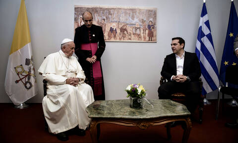 Πάπας Φραγκίσκος για Τσίπρα: Αξίζει βραβείο Νόμπελ