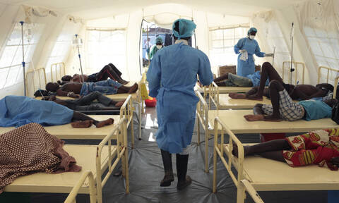 Ανακοινώθηκε το πρώτο θύμα από την επιδημία χολέρας που «θερίζει» τη Μοζαμβίκη (pics)