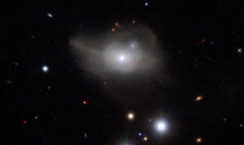 Kοσμοϊστορικές αποκαλύψεις από τους επιστήμονες: Πώς είναι η Μαύρη Τρύπα του γαλαξία μας; (pics)