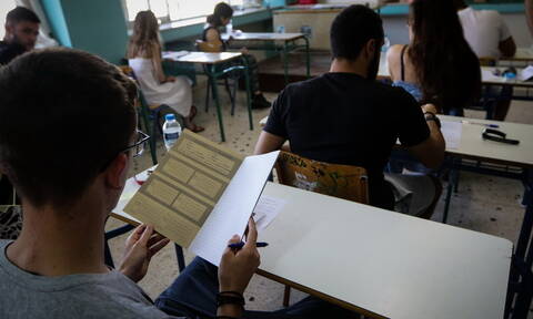 Πανελλήνιες: Πόσοι υποψήφιοι θα μπουν στα ΑΕΙ χωρίς εξετάσεις