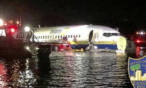 Τρόμος για 143 επιβάτες Boeing 737: Ξέφυγε από το διάδρομο προσγείωσης και κατέληξε στο ποτάμι