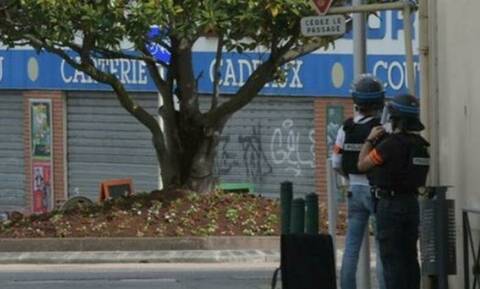 Γαλλία: Έληξε η κατάσταση ομηρίας στην Τουλούζη - Δεν έχει παραδοθεί ο δράστης 
