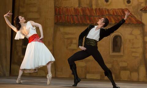 Η ζωή του διάσημου χορευτή Νουρέγιεφ στη μεγάλη οθόνη (vid)