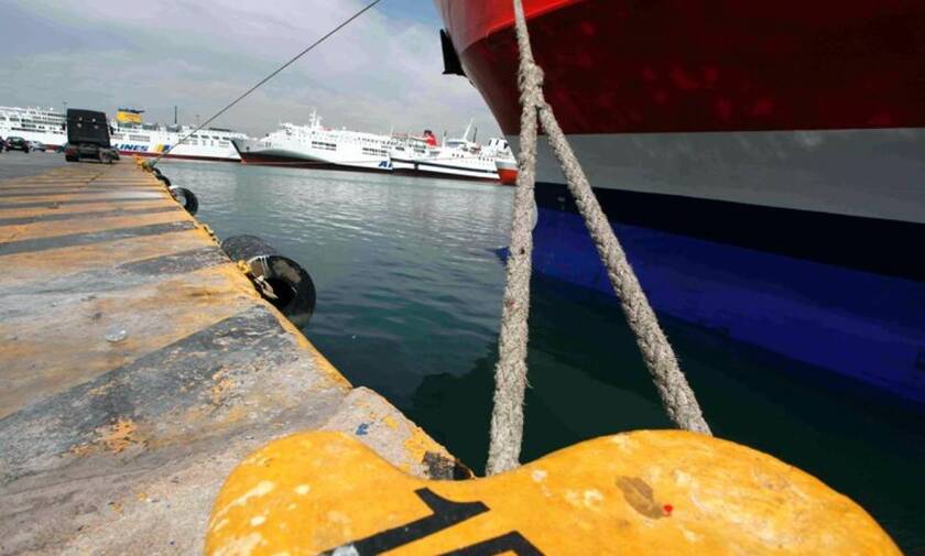 Απεργία ΠΝΟ: Προβλήματα για τους ταξιδιώτες - Δείτε πότε θα μείνουν δεμένα τα πλοία στα λιμάνια