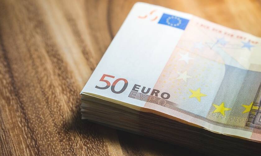 Μηνιαίο επίδομα 200 έως 380 ευρώ σε φοιτητές - Δείτε ποιοι το δικαιούνται 