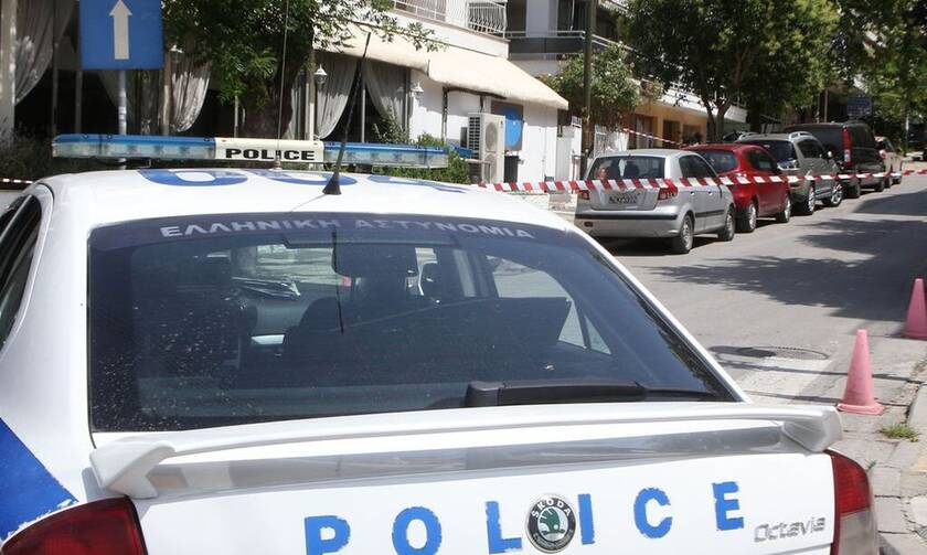 Άγριο έγκλημα στη Θεσσαλονίκη: Τον βρήκαν νεκρό μέσα στο κλιμακοστάσιο 