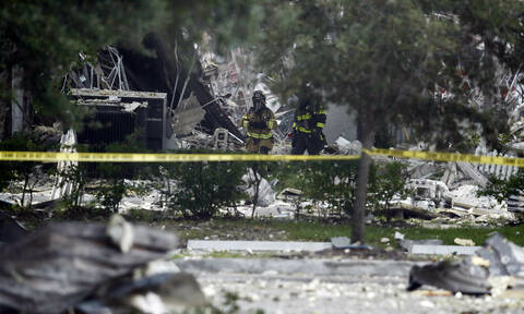 Έκρηξη στη Φλόριντα: Οι πρώτες εικόνες από το «βομβαρδισμένο» εμπορικό κέντρο (pics)