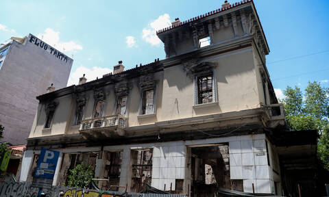 Σεισμός στην Αθήνα: Επί ποδός τα κλιμάκια του Δήμου – Σε ποια κτήρια έχουν καταγραφεί ζημιές (pics)