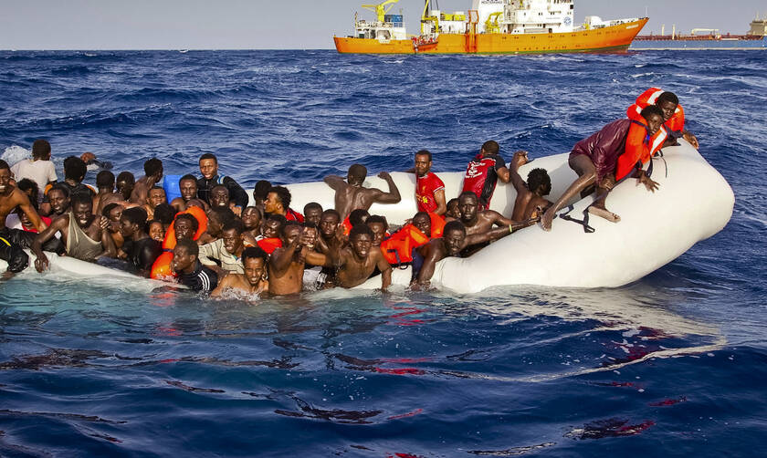 Ο Σαλβίνι απαγορεύει την αποβίβαση 135 μεταναστών στην Ιταλία