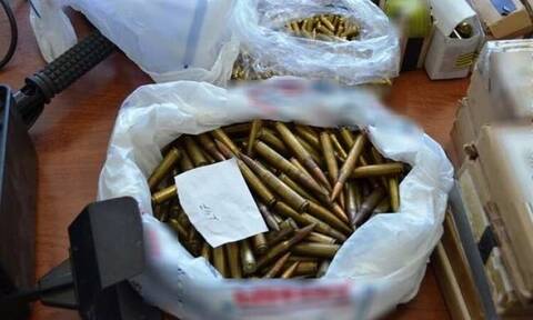 Κρήτη: Σφαίρες με το...«τσουβάλι» είχε στην κατοχή του 55χρονος (pics)